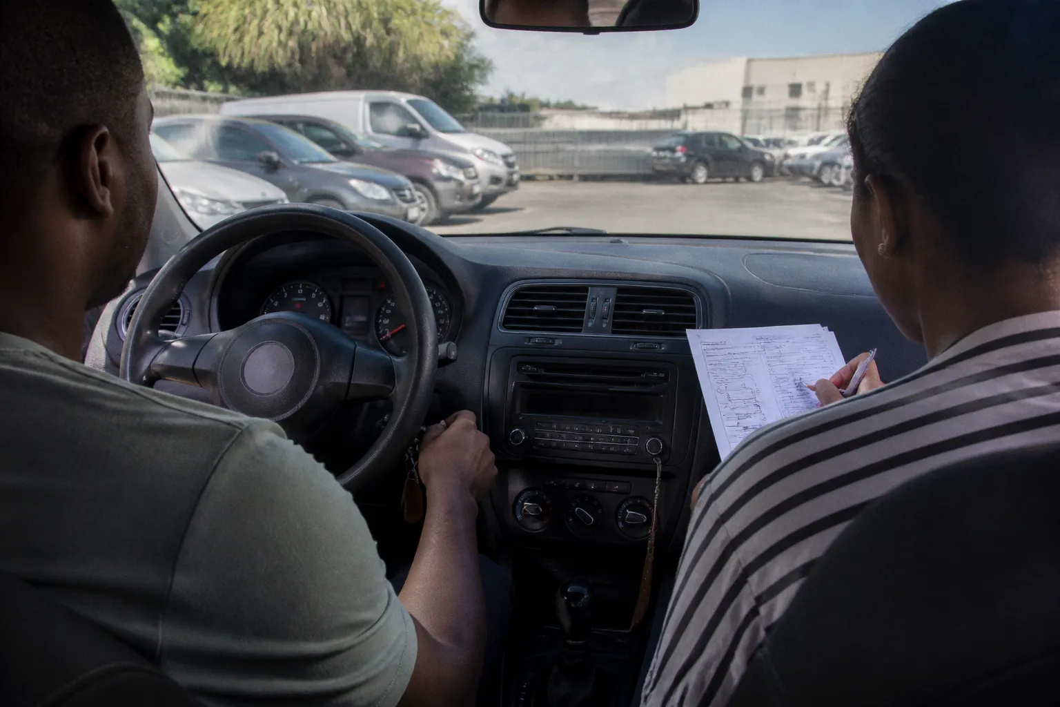 État des lieux d'une voiture de location : les étapes clés