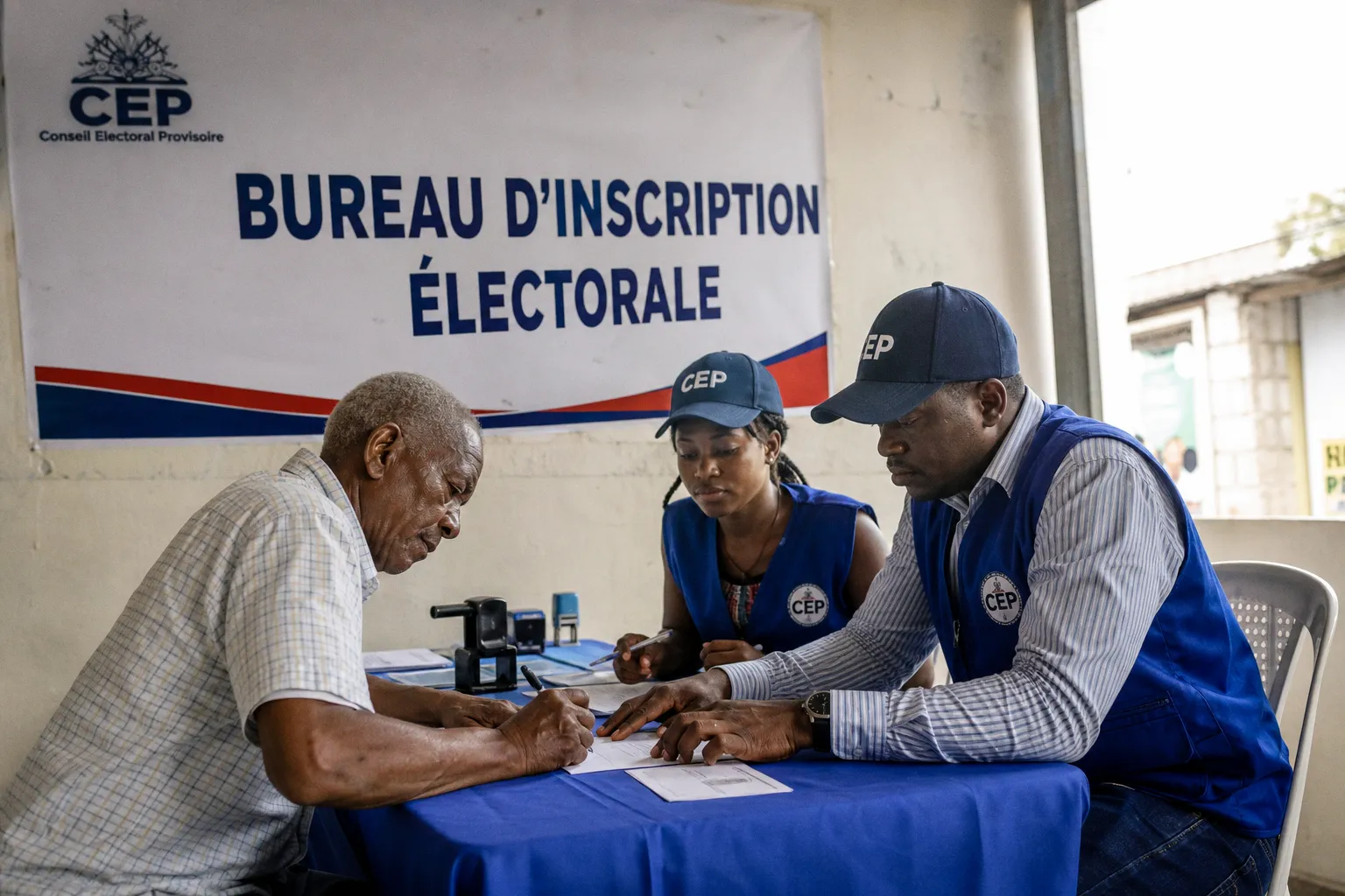 Inscriptions électorales en Haïti : le défi de l'extension dans l'Ouest