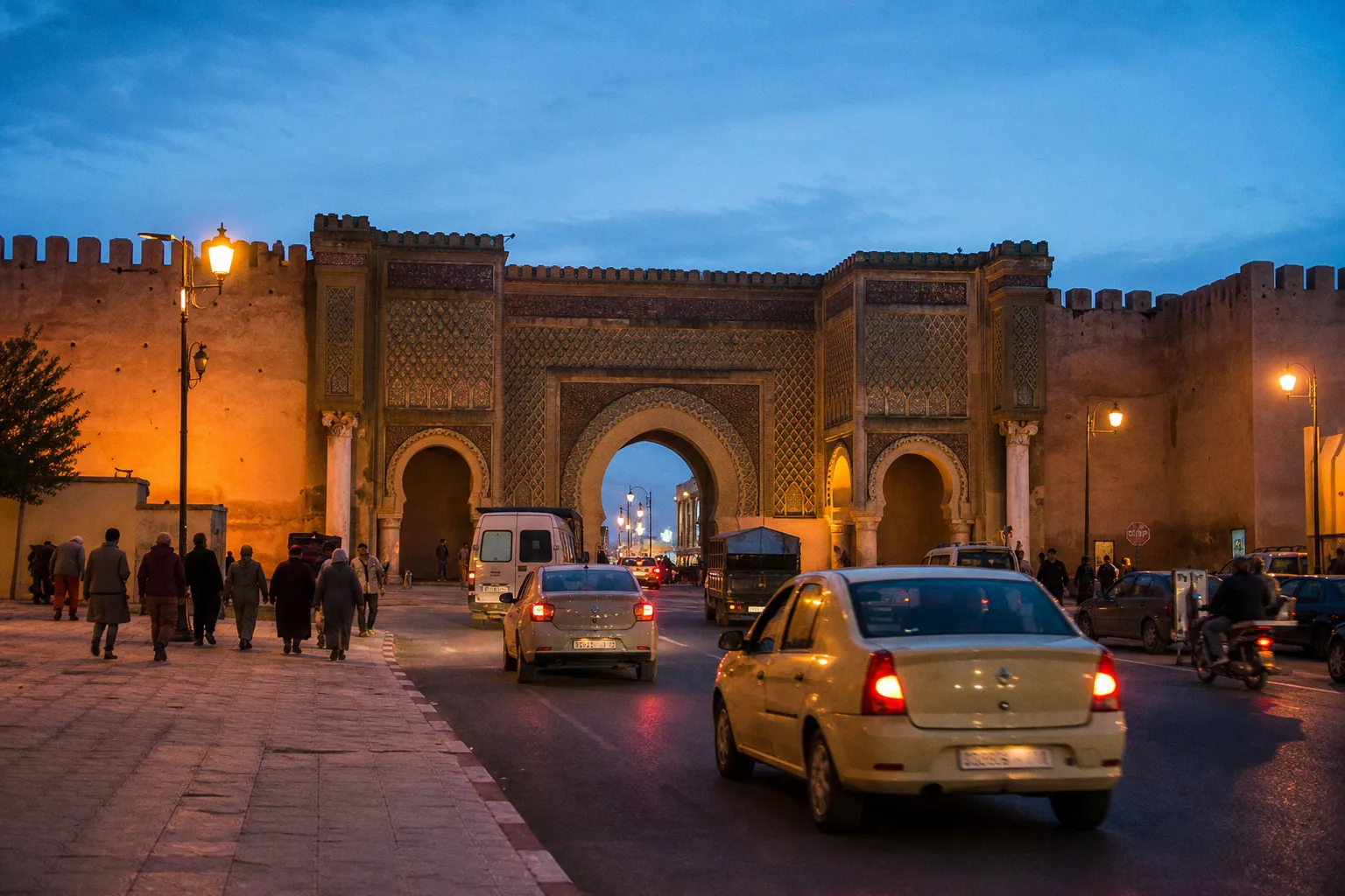 Location de voiture à Meknès (Maroc) : guide pratique